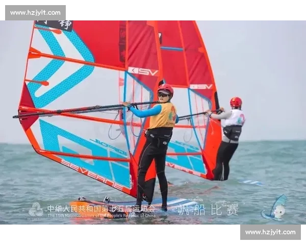 全运会帆板赛场:彝族姑娘阿于五牛的山海逐梦路 全运会帆板赛场:彝族姑娘阿于五牛的山海逐梦路